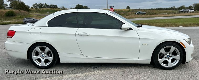 image for item NQ9914 2007 BMW 328i  convertible