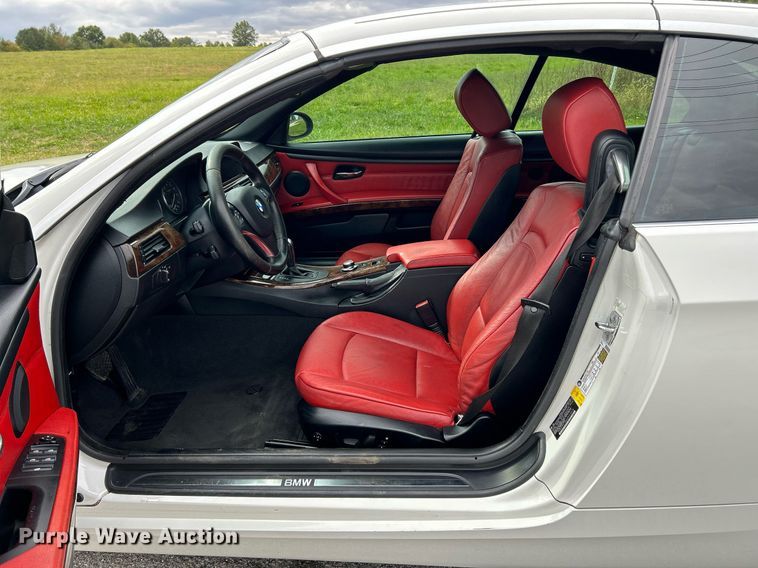 image for item NQ9914 2007 BMW 328i  convertible