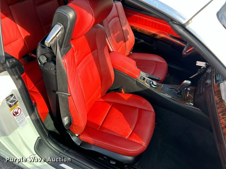 image for item NQ9914 2007 BMW 328i  convertible