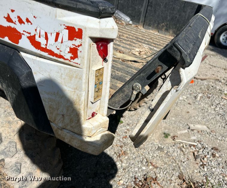 image for item NQ9922 2018 Bobcat  utility vehicle