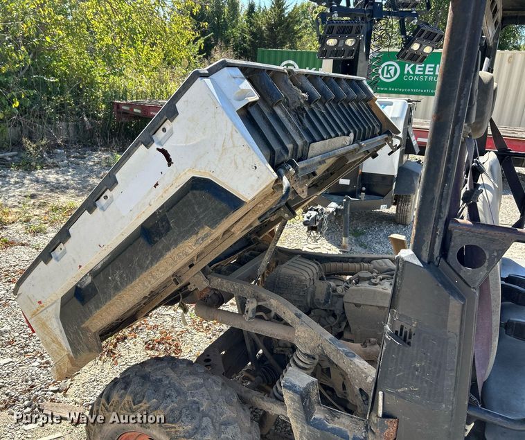 image for item NQ9922 2018 Bobcat  utility vehicle