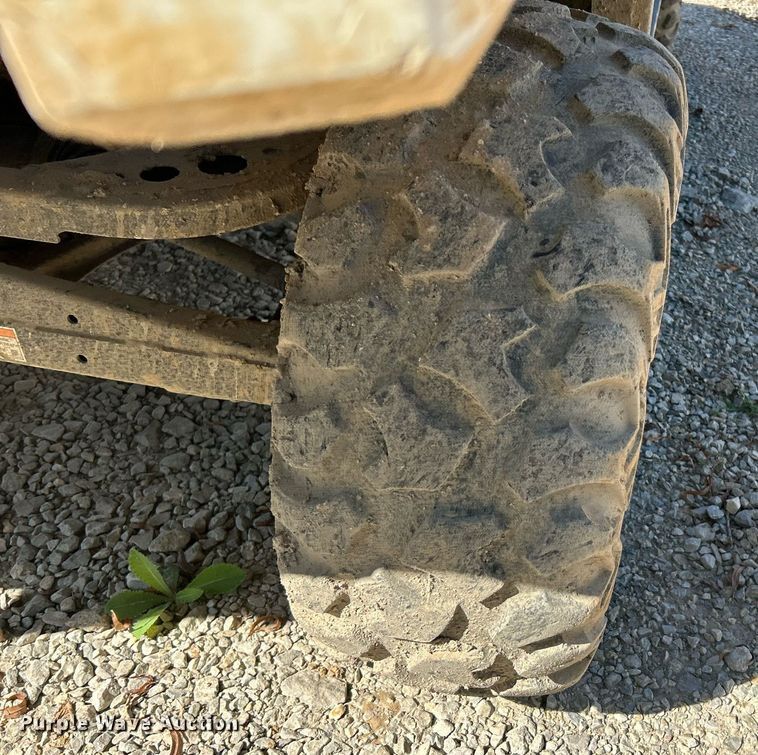 image for item NQ9922 2018 Bobcat  utility vehicle