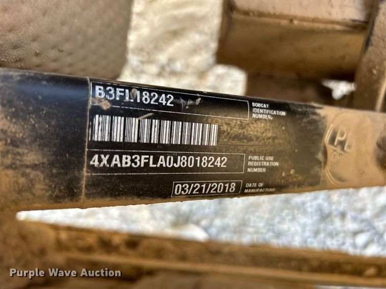 image for item NQ9922 2018 Bobcat  utility vehicle