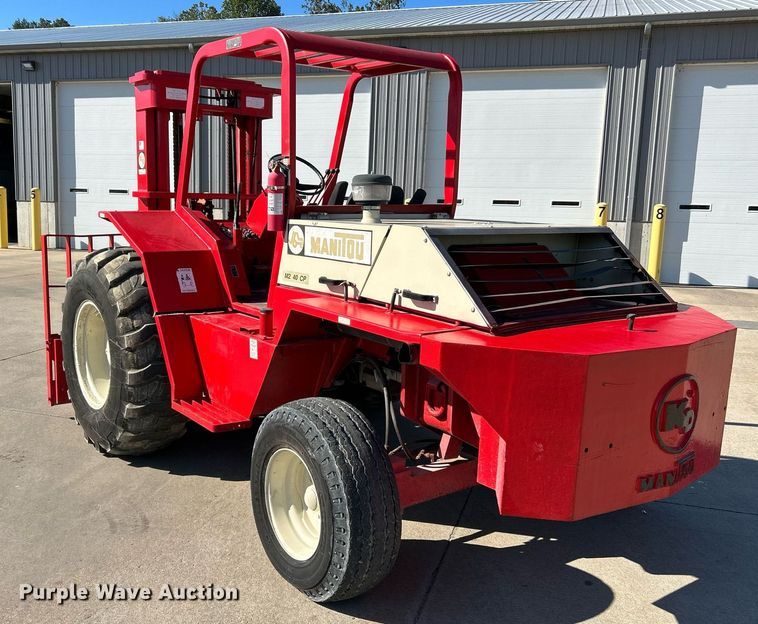 image for item NQ9952 1996 Manitou M240CP  forklift