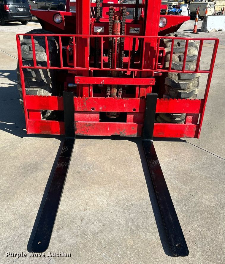 image for item NQ9952 1996 Manitou M240CP  forklift