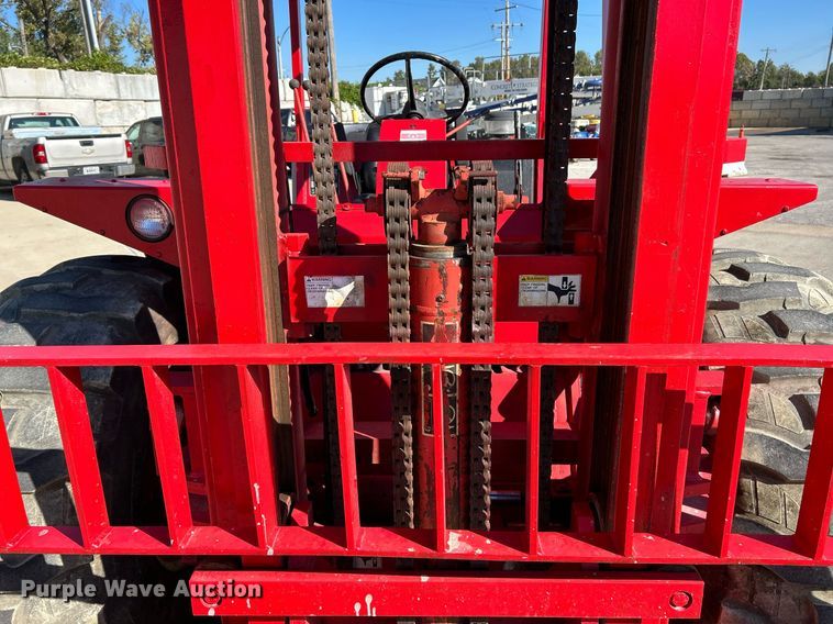 image for item NQ9952 1996 Manitou M240CP  forklift