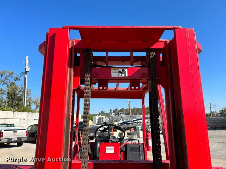 image for item NQ9952 1996 Manitou M240CP  forklift