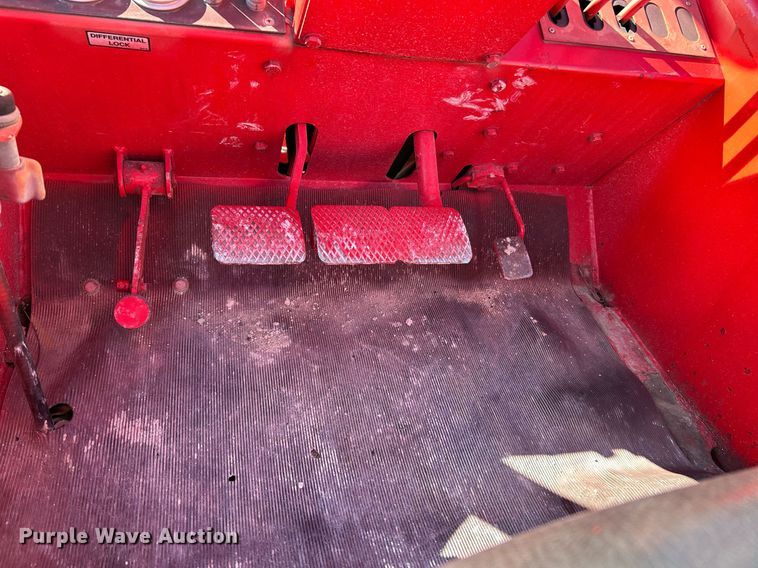 image for item NQ9952 1996 Manitou M240CP  forklift