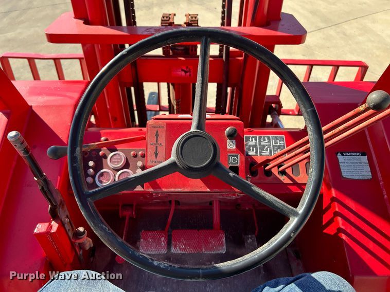 image for item NQ9952 1996 Manitou M240CP  forklift