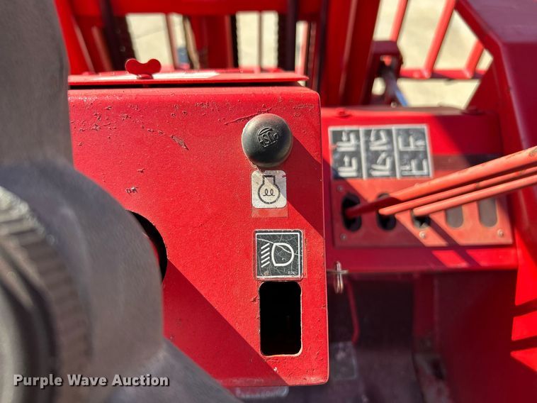 image for item NQ9952 1996 Manitou M240CP  forklift