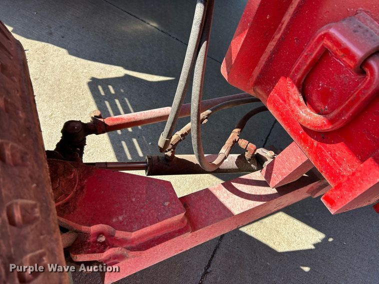 image for item NQ9952 1996 Manitou M240CP  forklift