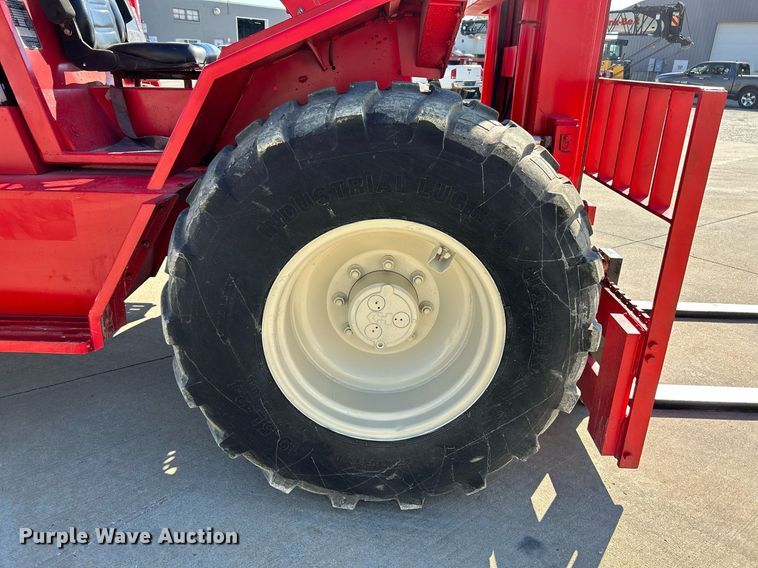 image for item NQ9952 1996 Manitou M240CP  forklift