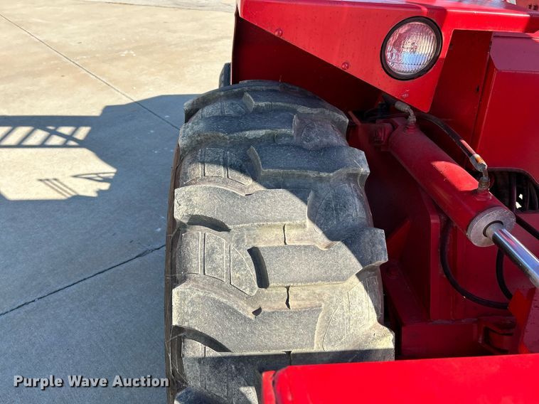 image for item NQ9952 1996 Manitou M240CP  forklift