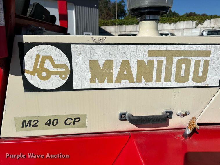 image for item NQ9952 1996 Manitou M240CP  forklift