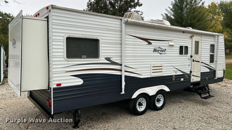 image for item NQ9961 2007 Keystone Hornet