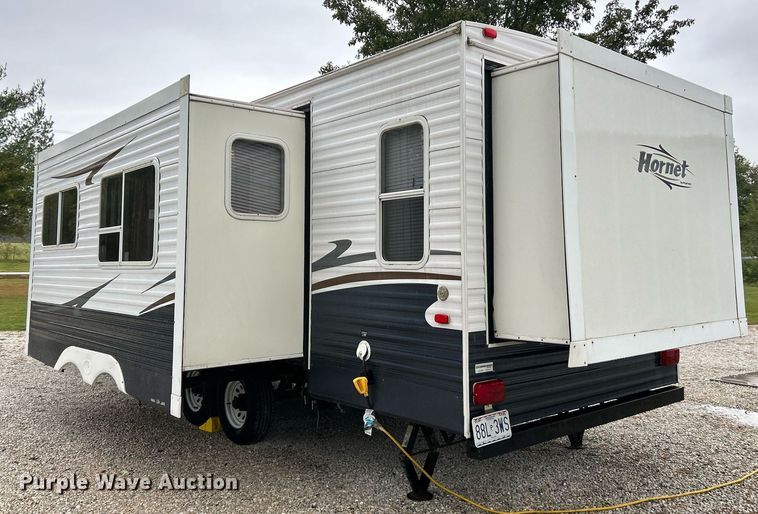 image for item NQ9961 2007 Keystone Hornet