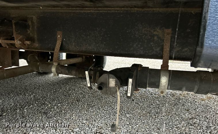 image for item NQ9961 2007 Keystone Hornet