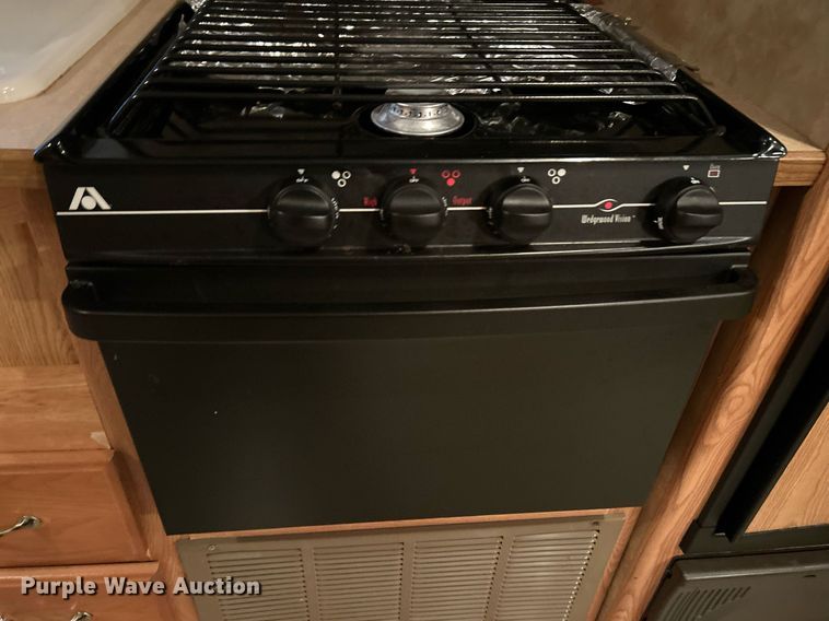 image for item NQ9961 2007 Keystone Hornet