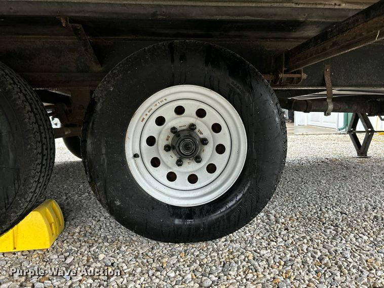 image for item NQ9961 2007 Keystone Hornet