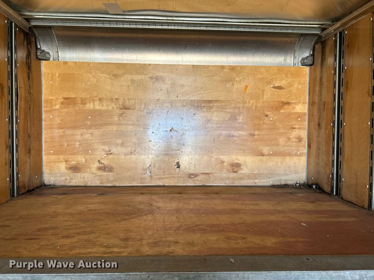 image for item NQ9986 1998 International 4700  box truck