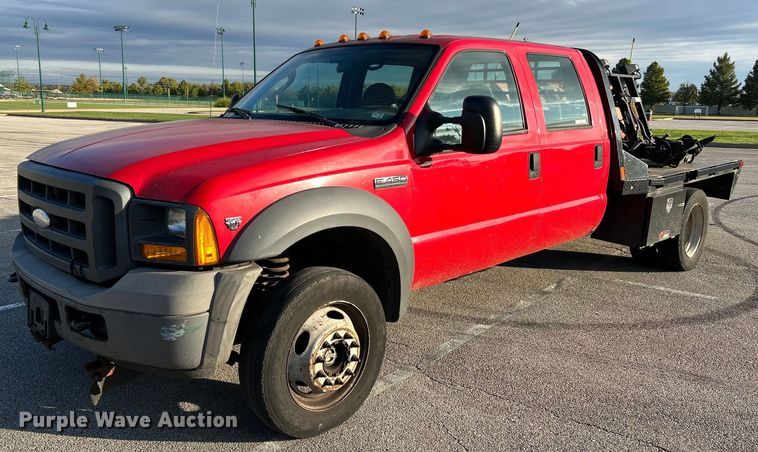 image for item NR9002 2005 Ford F450 Super Duty XL  Crew Cab flatbed truck