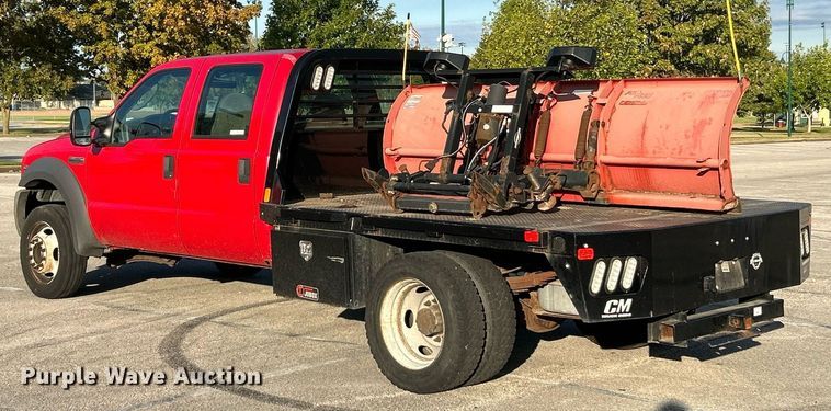 image for item NR9002 2005 Ford F450 Super Duty XL  Crew Cab flatbed truck