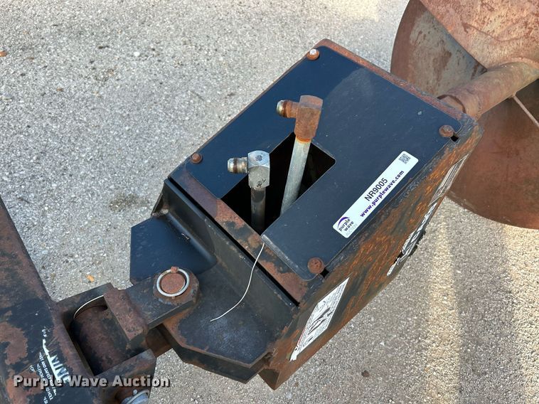 image for item NR9005 John Deere CA25  skid steer auger