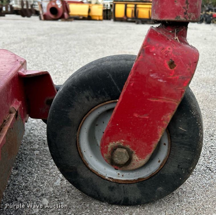 image for item NR9006 Ferris Comfort Control DD  lawn mower