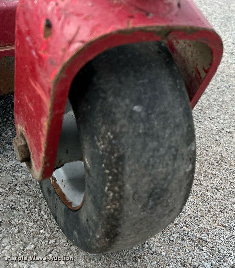 image for item NR9006 Ferris Comfort Control DD  lawn mower