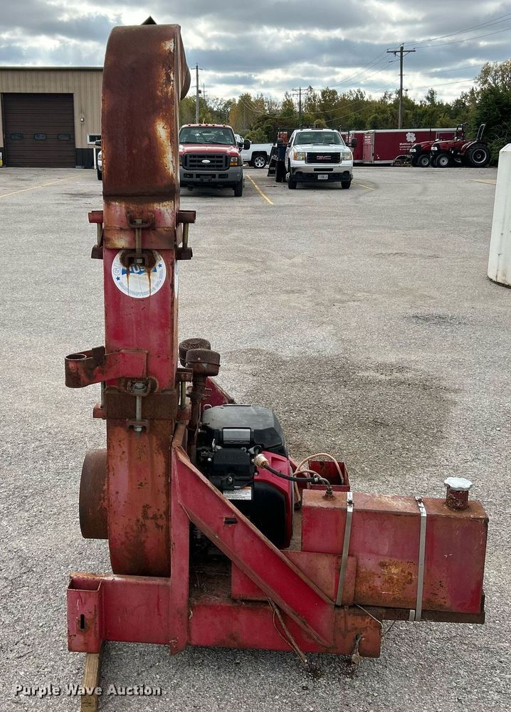 image for item NR9011 Giant Vac  leaf vacuum