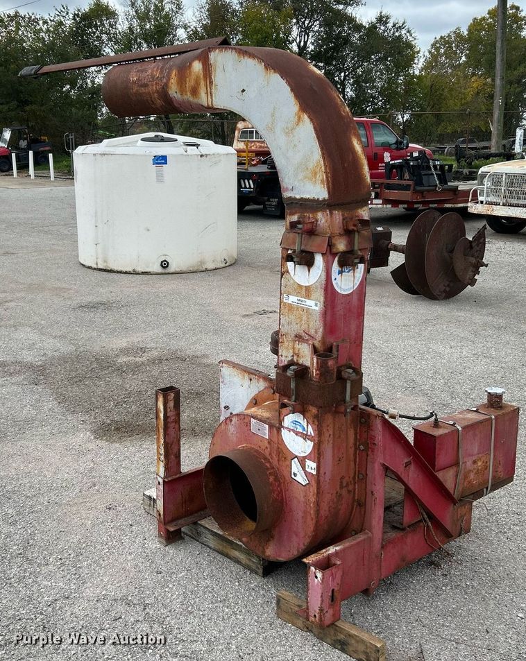 image for item NR9011 Giant Vac  leaf vacuum