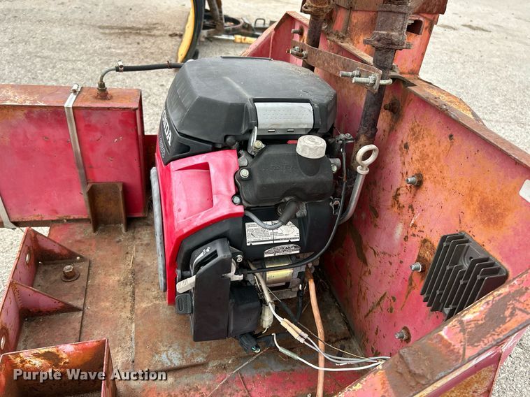 image for item NR9011 Giant Vac  leaf vacuum