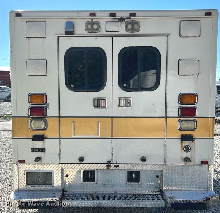 image for item NR9017 2002 Freightliner FL50  ambulance