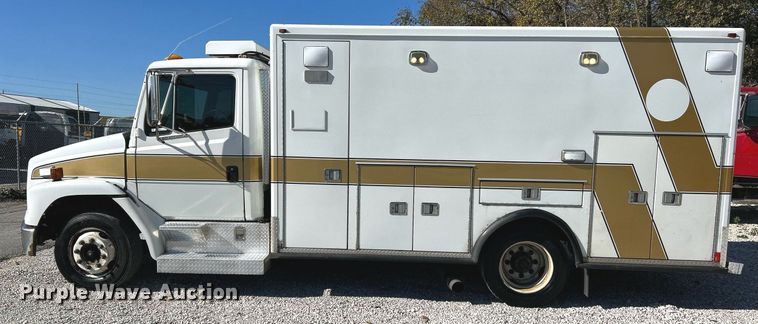 image for item NR9017 2002 Freightliner FL50  ambulance