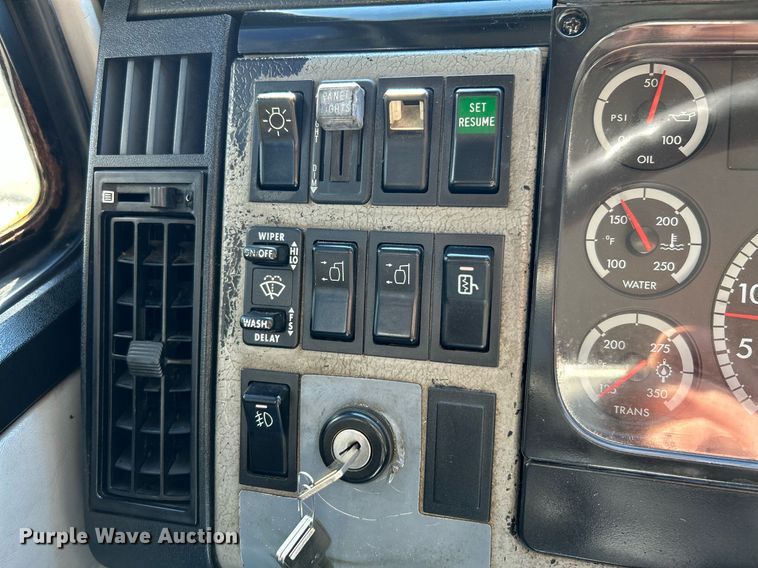 image for item NR9017 2002 Freightliner FL50  ambulance