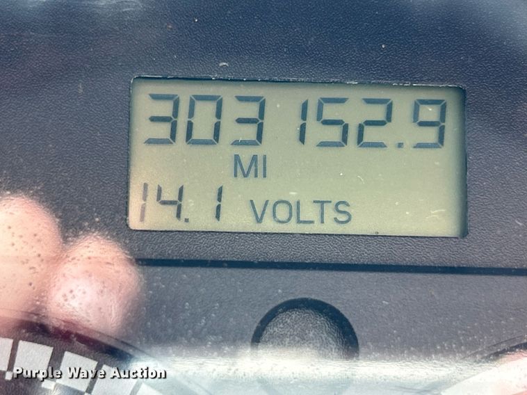 image for item NR9017 2002 Freightliner FL50  ambulance