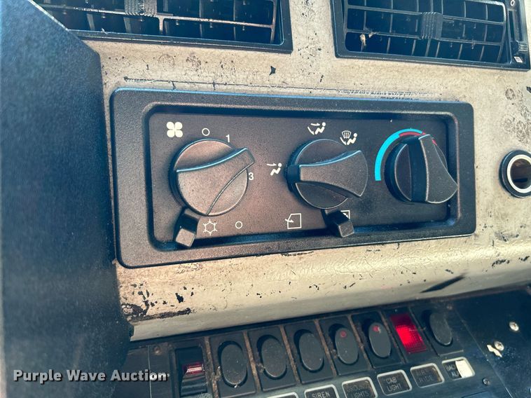 image for item NR9017 2002 Freightliner FL50  ambulance