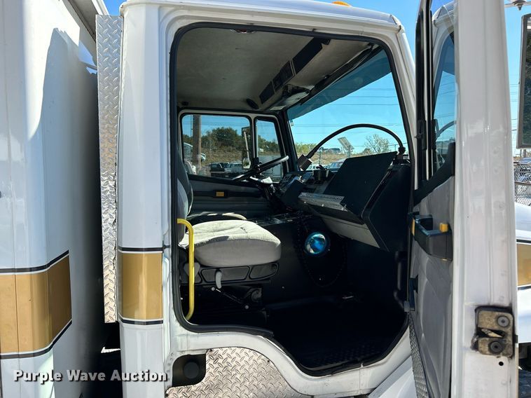 image for item NR9017 2002 Freightliner FL50  ambulance