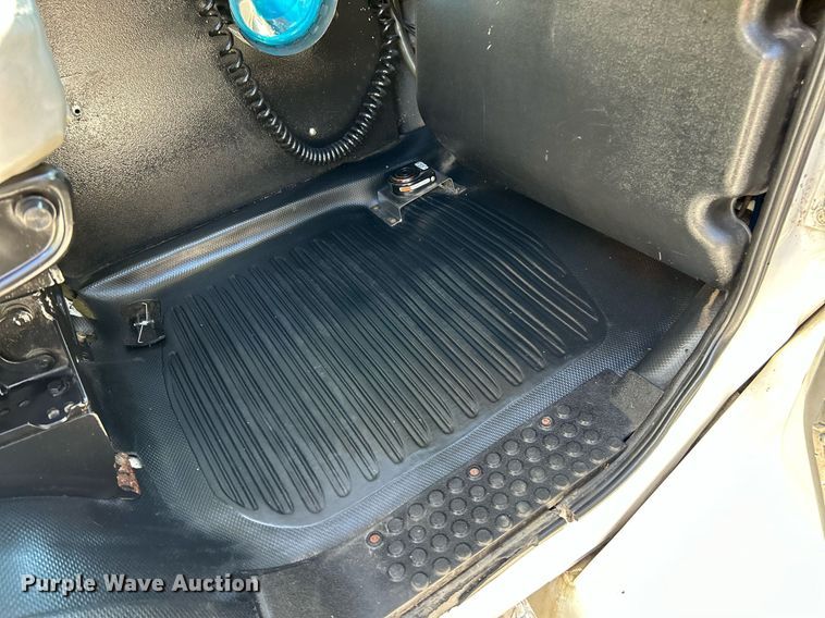 image for item NR9017 2002 Freightliner FL50  ambulance