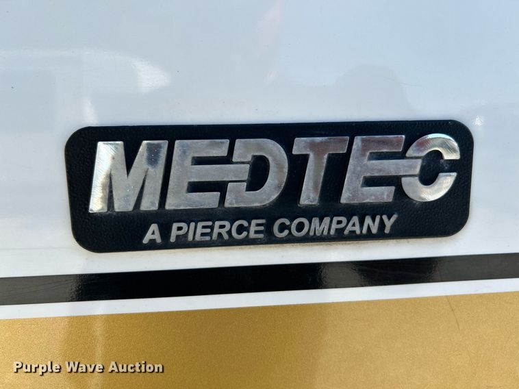 image for item NR9017 2002 Freightliner FL50  ambulance