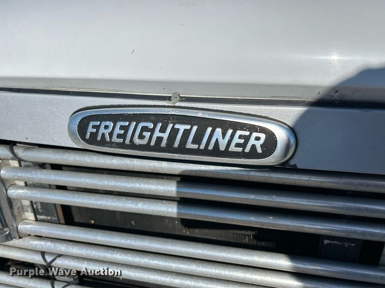 image for item NR9017 2002 Freightliner FL50  ambulance
