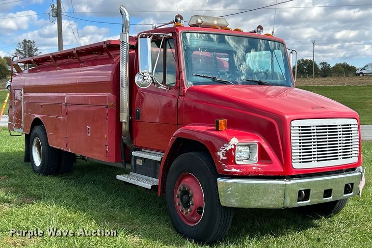 image for item NR9018 1996 Freightliner FL70  fuel truck