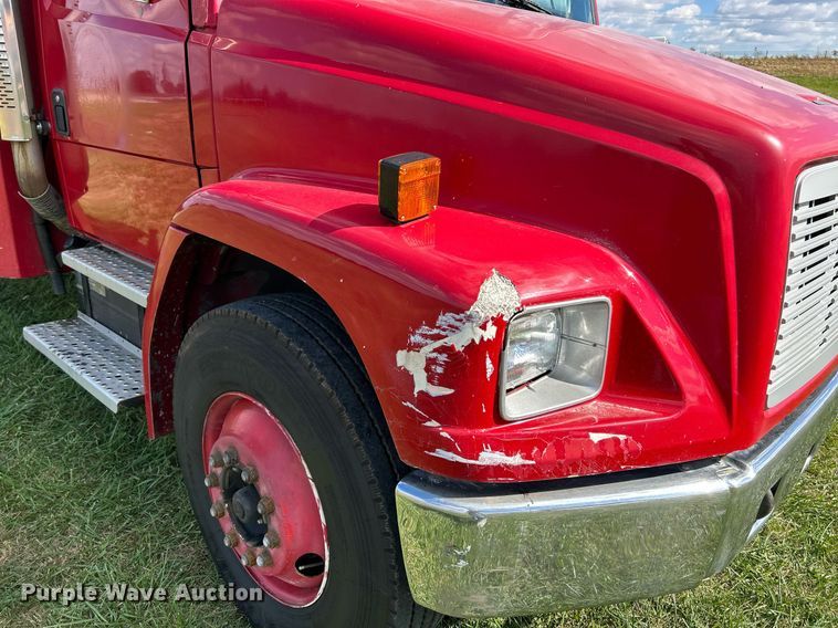 image for item NR9018 1996 Freightliner FL70  fuel truck