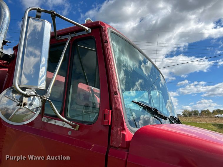 image for item NR9018 1996 Freightliner FL70  fuel truck