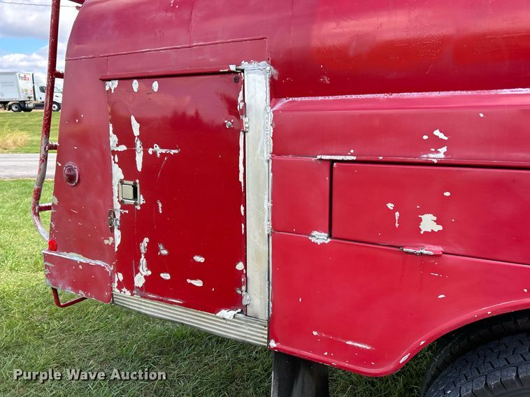 image for item NR9018 1996 Freightliner FL70  fuel truck