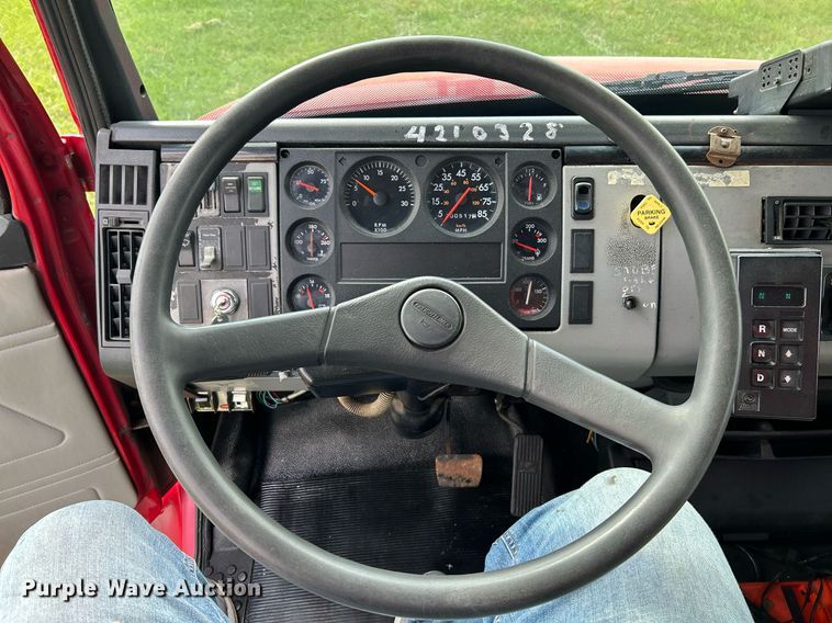 image for item NR9018 1996 Freightliner FL70  fuel truck