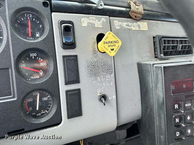 image for item NR9018 1996 Freightliner FL70  fuel truck