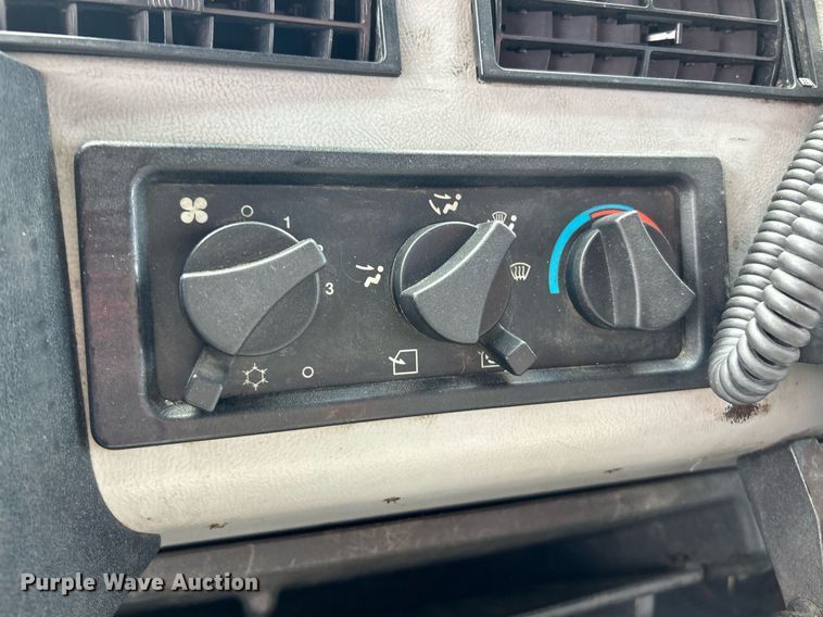 image for item NR9018 1996 Freightliner FL70  fuel truck