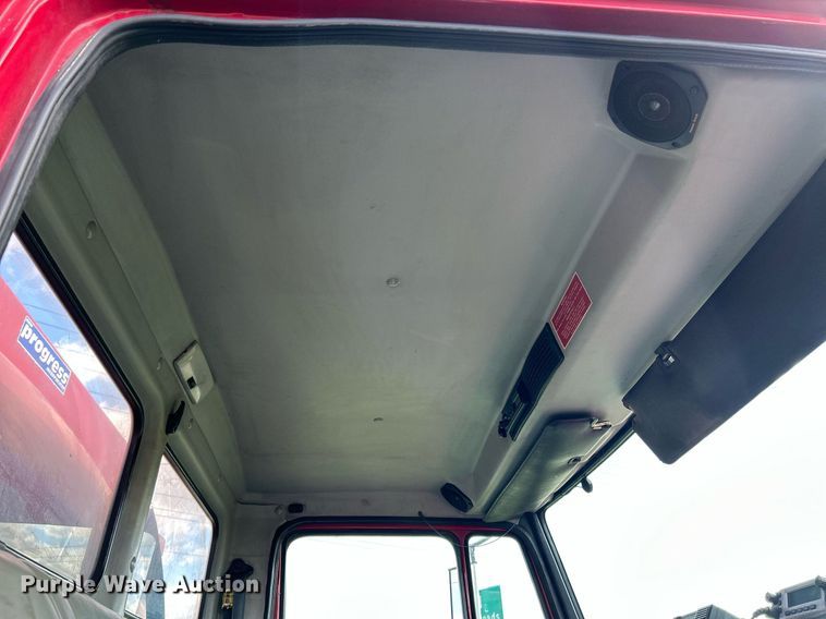 image for item NR9018 1996 Freightliner FL70  fuel truck