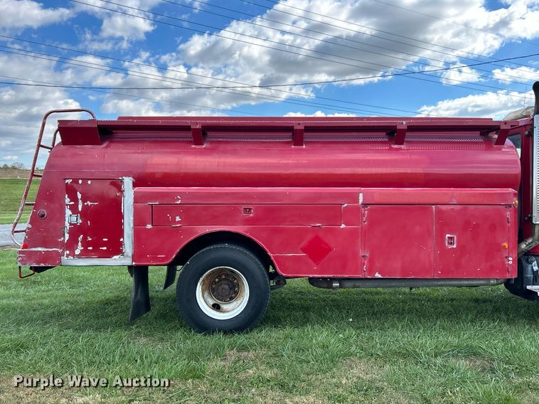 image for item NR9018 1996 Freightliner FL70  fuel truck